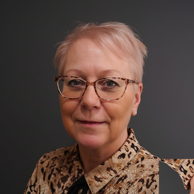 Pauline Wakeling — Response24